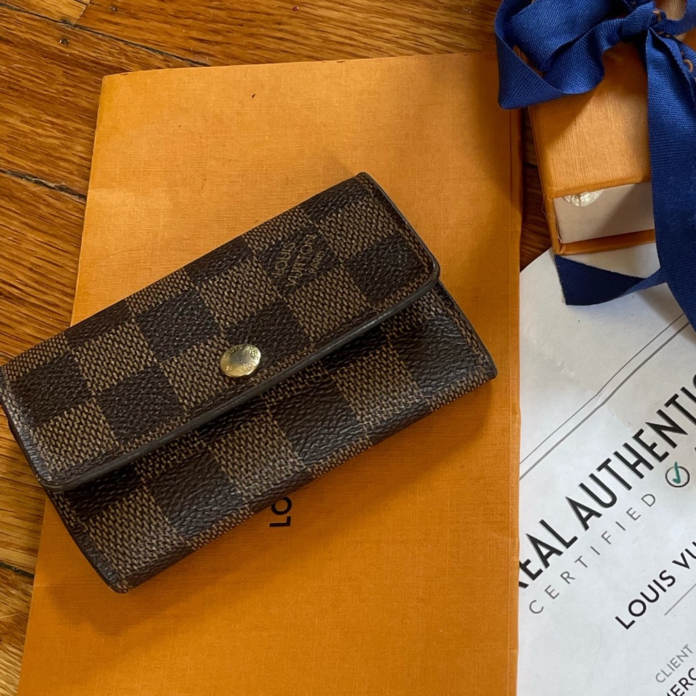 Louis Vuitton Damier Ebene 6 key multicles wallet